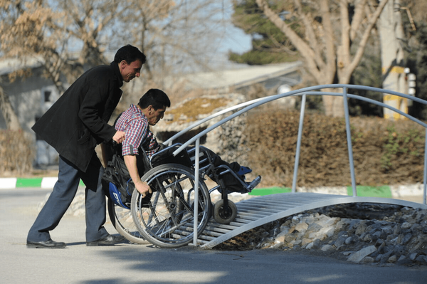 مناسب نبودن مراکز برای جلساتی که دعوت میشوند